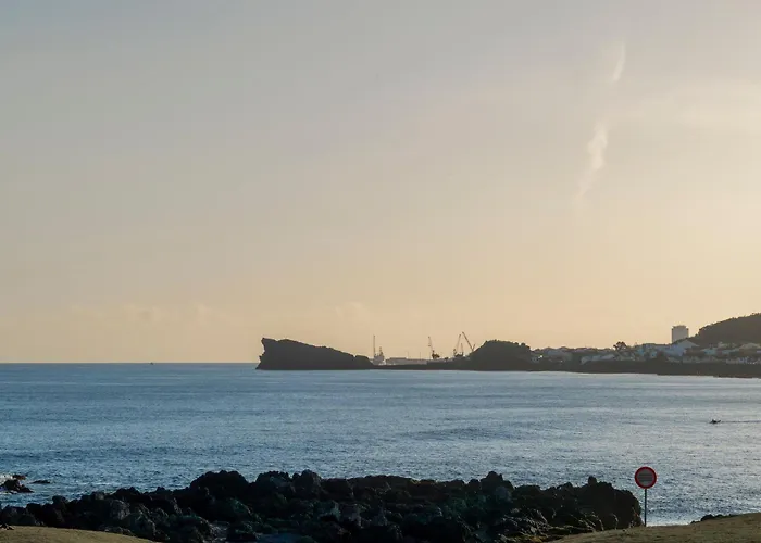 Emerald Wave Oasis *